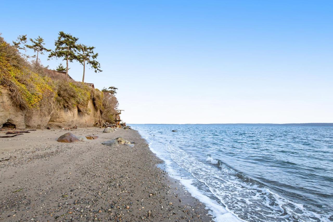 The Artists' Beachhouse Marrowstone Exterior photo